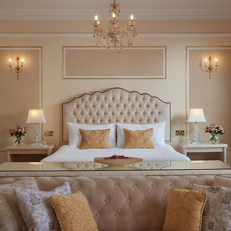 Bathen House Boutique Hotel Экстерьер фото A bedroom at the hotel