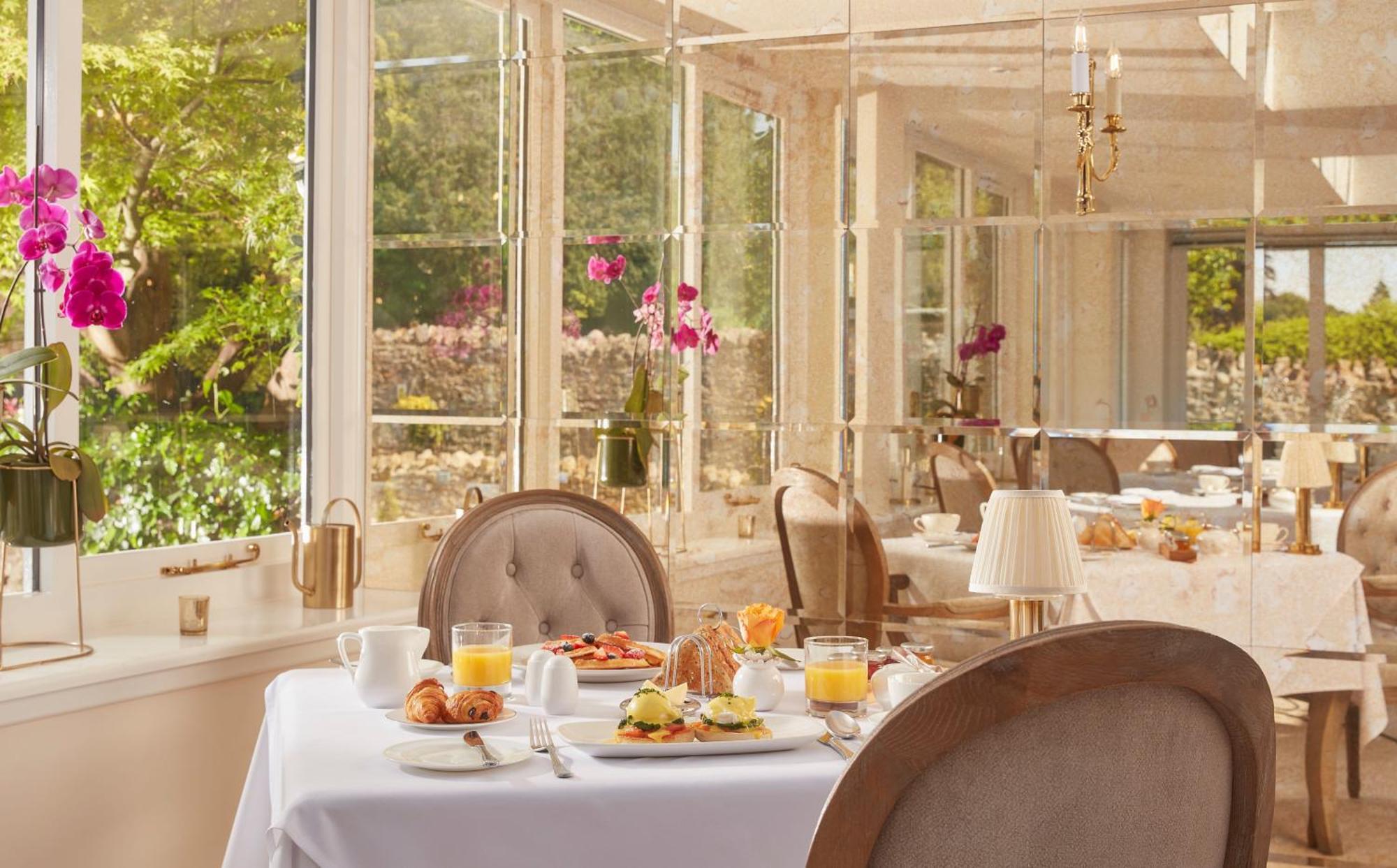 Bathen House Boutique Hotel Экстерьер фото Breakfast at the Hotel
